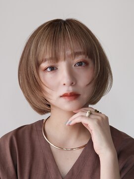 シスタ(SISTA) ハイトーンフェイスレイヤーボブ内巻き顎ラインボブ【自由が丘】