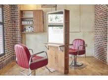 自然光が入りゆったりとした時間をお過ごしください♪