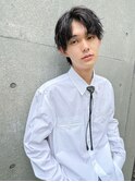スーツ短髪ツーブロック束感モテる黒髪シークレットパーマ流行