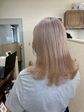 ミラシィ 成田(Mirashy) ハイライトカラーミルクティーベージュレイヤーカット