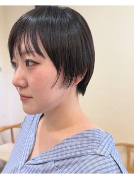 シフト(SHEEFT) ハンサムショートレイヤーカット＊透明感＊黒髪暗髪大人可愛い