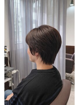 ヘア ラセター(Hair Lasseter) ショートボブ