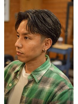 BARBER SHOP 8up’sの写真/計算されたカットで理想の質感が持続！伸びても崩れず、朝のセットが秒で決まるヘア♪