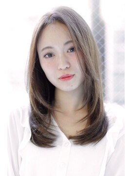 ワゴンバイアフロート(Wagon by afloat) 艶フェミニンな小顔レイヤーミディ