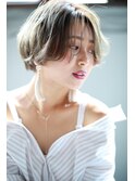 Chlom☆新宿 ハイライトベージュイルミナカラーハンサムショート