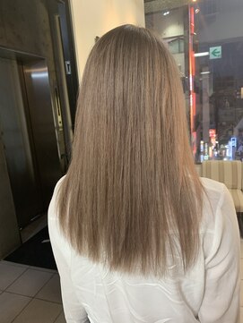 ペネロープ(Penelope) ベージュカラー