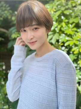 エース (ACE) ACE   小顔ショートマッシュ　×    クリアブラウン