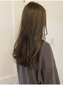 重く見えない切りっぱなしロング