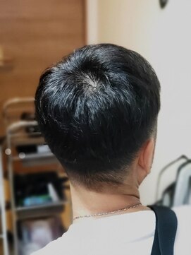 ヘアサロンネクスト(Hair salon NEXT) 七三分けスタイル