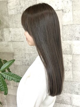 リサ グランシェ(RISA granche) オリーブベージュ　髪質改善　前髪カット