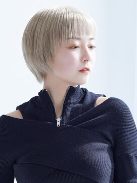 ラフィスヘアー アール 川西店(La fith hair R) 【La fith】丸みショート×プラチナブロンド