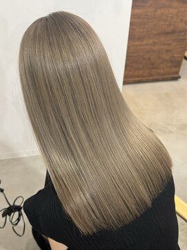 コハク(kohak) ベージュカラー《ブリーチカラー》