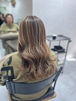 アン(an)&nbsp;【垂水/白髪ぼかしハイライト/脱白髪染め】ヘッドスパも人気