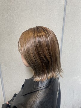 アンカー(ANCHOR) シークレットハイライト×切りっぱなしボブ