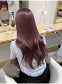 ピンクベージュ