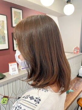 ムーン(moon) ミディアムヘア/暗めカラー/グランマッシュ/武蔵小杉