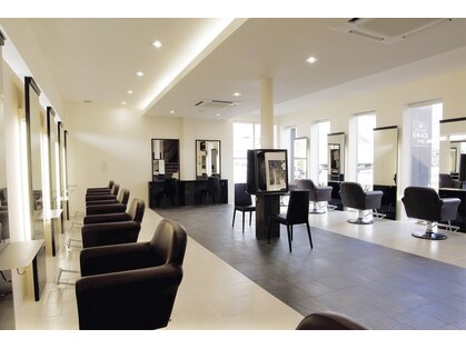 ヘアーメイク グレース ヴィヴィ(HAIR MAKE GRACE ViVi)の写真