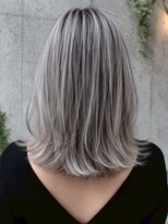 アポロ 横浜駅店(apollo)&nbsp;xブリーチ/ホワイトグレージュ/レイヤーカット/チェリーブラウン