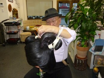 総合美容室トチタニ