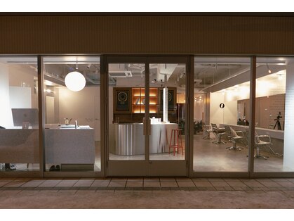 トゥ(TOE)の写真