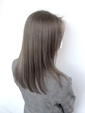 salon de MiLK 札幌大通店【サロン ド ミルク】 シルバーベージュ