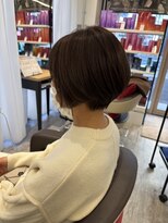 ウイ バイ ファースト 北四番丁店(u'i by first)&nbsp;オリーブブラウン×大人ショートボブ