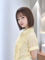 フォト 新宿三丁目(foto)&nbsp;髪質改善縮毛矯正地毛風ストレート切りっぱなしボブ