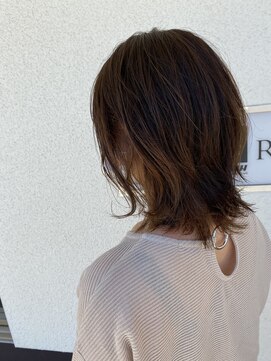 ラフィージュジャパン(RAFFIGE JAPAN) ゆるくびれと外ハネミディアム