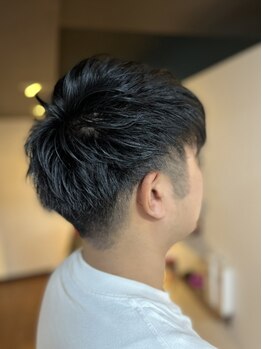 ヘアデザイン ヴォワール(hair & design voir)の写真/【チカホ1番出口】Men'sカット+スキャルプケア★どの角度からもカッコ良く★ON/OFF両方で好印象！