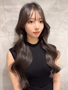 アフロートリノ(AFLOAT Leino) 大人可愛い　レイヤーカット　くびれ　似合わせ　顔まわり#