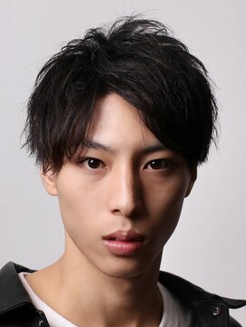 フェリチタ フィロ 大泉学園(FELICITA filo) 刈り上げアップバングマッシュ