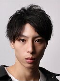 刈り上げアップバングマッシュ