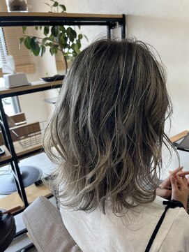 スイ(SUI) シルバーシャドールーツ(^^)