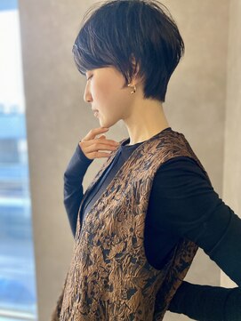 ハルキ ミナト ジャパン オオサカ(HARUKI MINATO japan OSAKA) 40代50代小顔似合わせカットくびレイヤーエモージュ大人可愛い