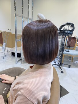 カーサ 西大寺南ロータリー店(casa) ブリーチなし艶カラーでカワイイミニボブに