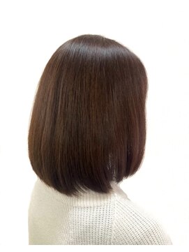 黄ぐまくん美容室 ミディアム ボブ