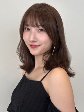 ノイカーム(noi Calm) 顔周りレイヤーカットくびれヘアミルクティーベージュカラー