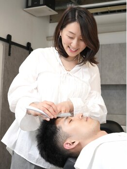 エース 中野(Ace)の写真/プロのシェービングで目を引く清潔感と艶肌を手に入れませんか？印象に残る明るい表情へ導きます。<中野>