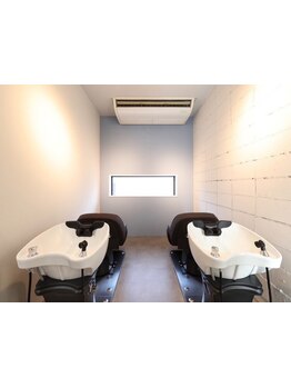 心と体を整える、至福のヘッドスパ♪毎日の疲れをスッキリ解消！炭酸シャンプーとの組合せもオススメ★