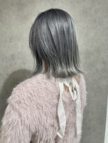 エアー 青山(AIR) ブリーチカラーシルバー
