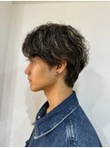 ハイライト×くしゃっと質感。こなれ感のあるニュアンスパーマ