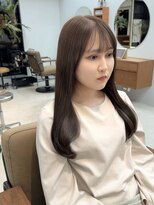 ライカ(laica) 王道グレージュ×まとまるレイヤーカット