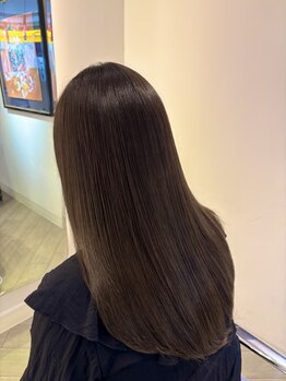 1人1人の個性に合わせたスタイル創りは《alex》♪トレンド×似合わせで"あなたらしさ"を引き出してくれる！