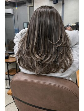 エイム(AiM) バレイヤージュ