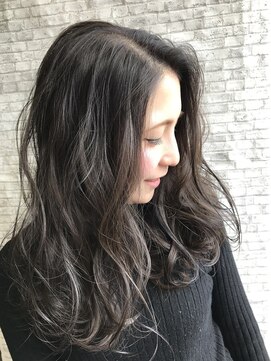 ルーツ(roots) 【roots】外国人風☆色気たっぷりラフウェーブ