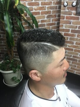 ヘアースタジオアルファ 濡れパン☆フェードカット