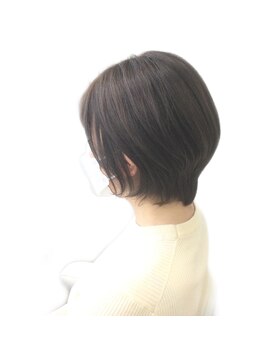 デイジー 大人キレイ小顔襟足スッキリショート 30代40代50代