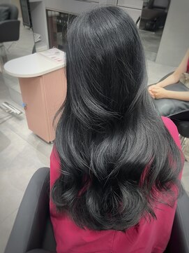 ジエクト カナウ(The Ect canow) レイヤーカット前髪アッシュブラックアッシュグレージュ