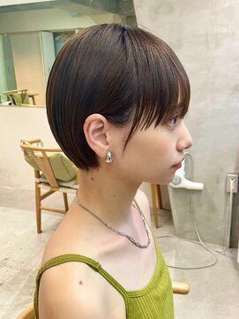 ミィ 浦和(mee) デザインカラールイヤーカット/ウェットヘア/オリーブページュ