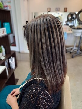 ヘアデザイニング ズーム 飯田橋店(hairdesigning Zoom) 20代30代40代：イルミナカラー《ヌード＋オーシャン》